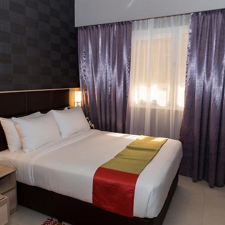 Florida Square Hotel Дубай Стая снимка