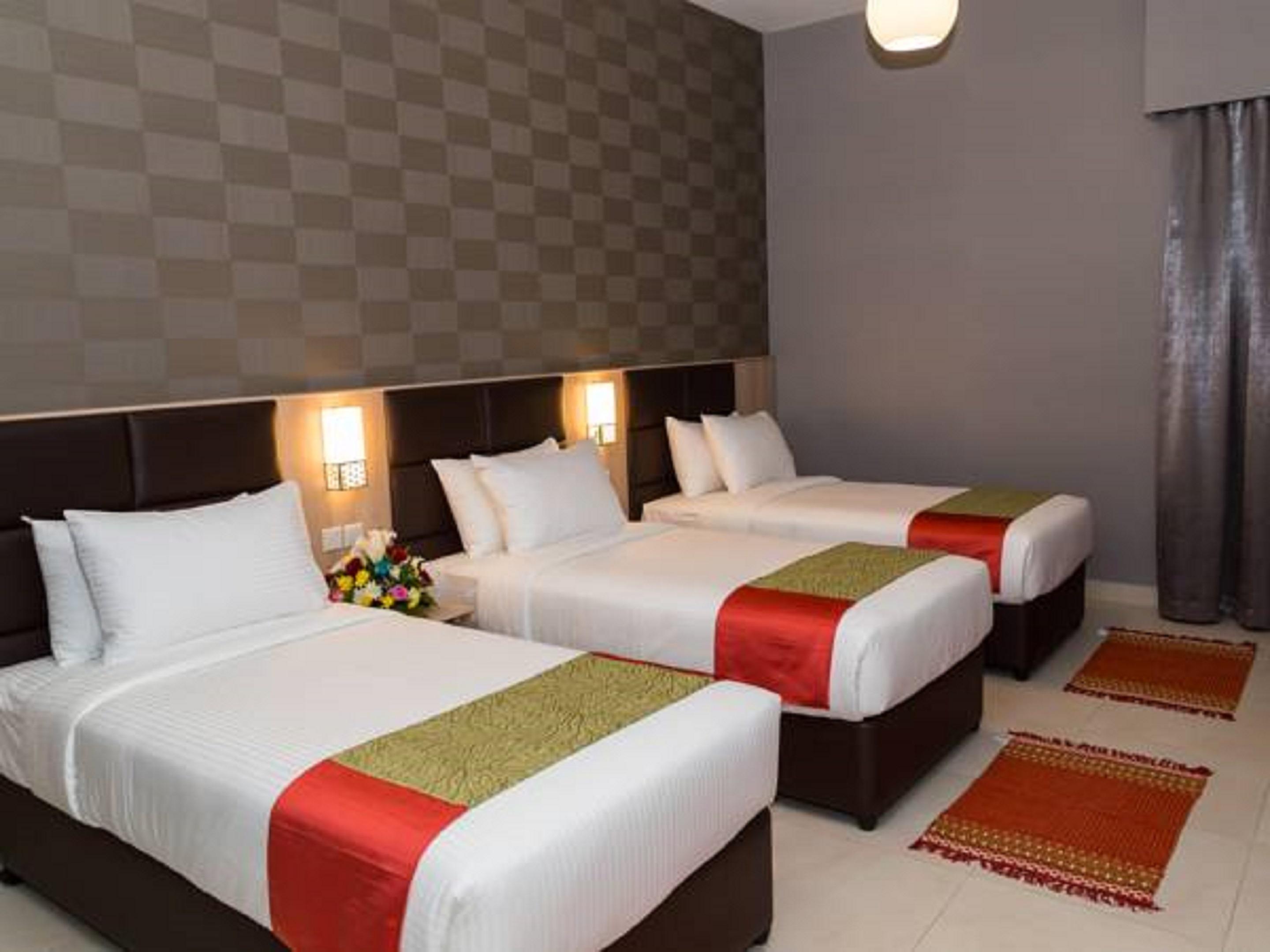 Florida Square Hotel Дубай Екстериор снимка