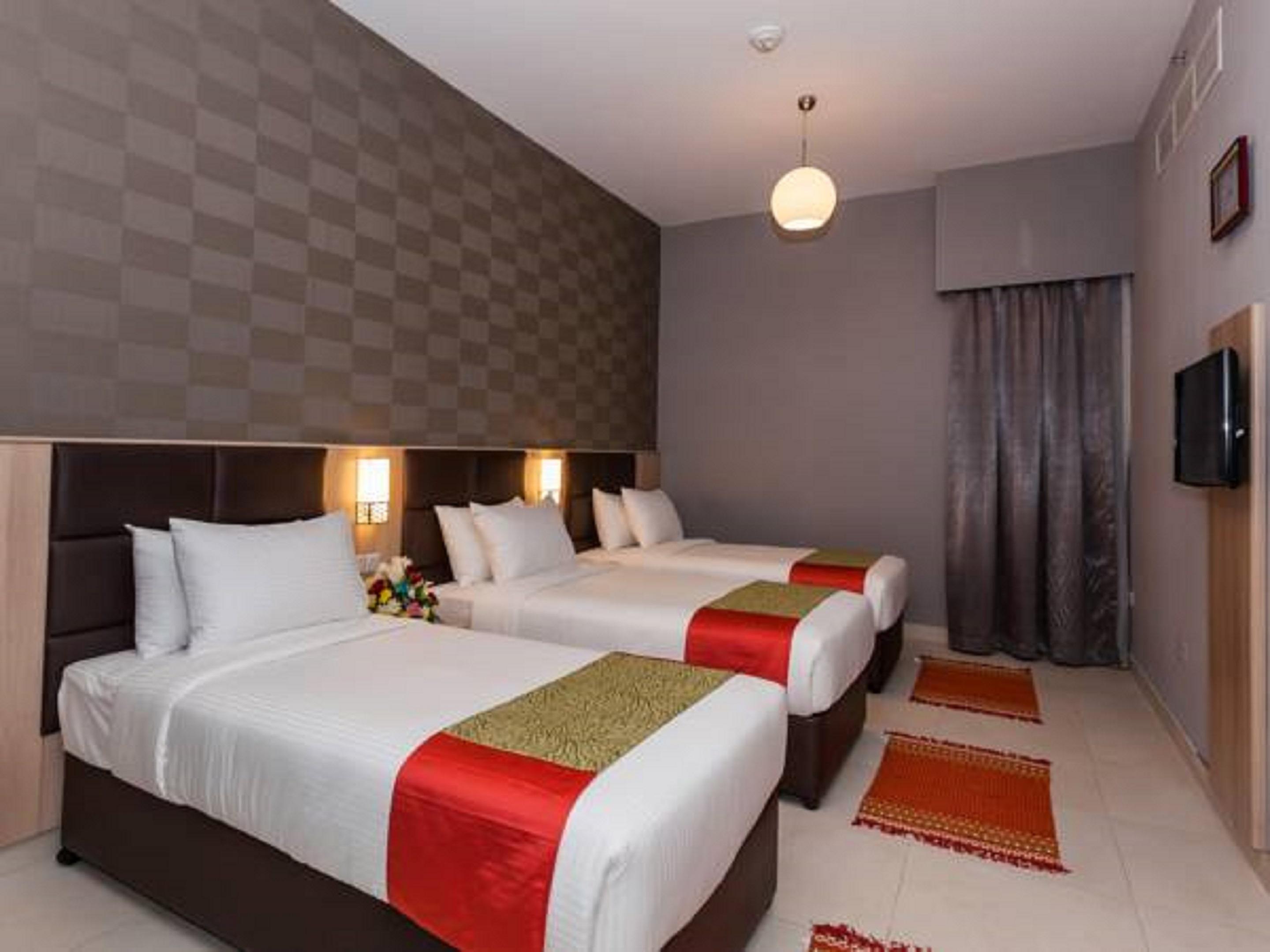 Florida Square Hotel Дубай Екстериор снимка