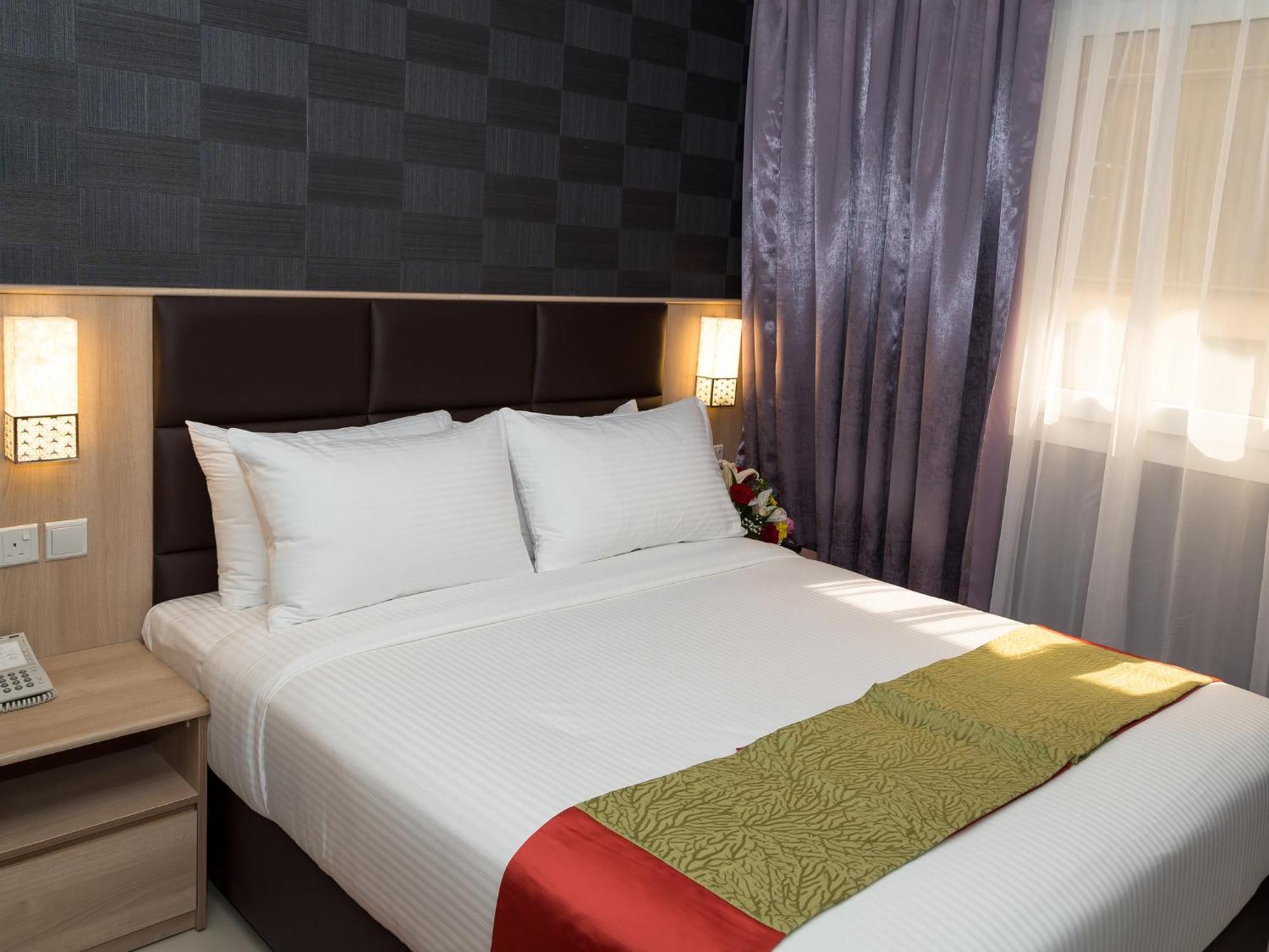 Florida Square Hotel Дубай Стая снимка